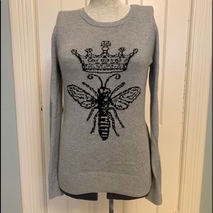 MERONA GREY QUEEN BEE SCOOP NECK SWEATER